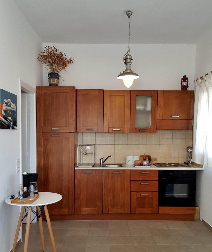 Avissalou Apartments Agios Romanos Eksteriør bilde