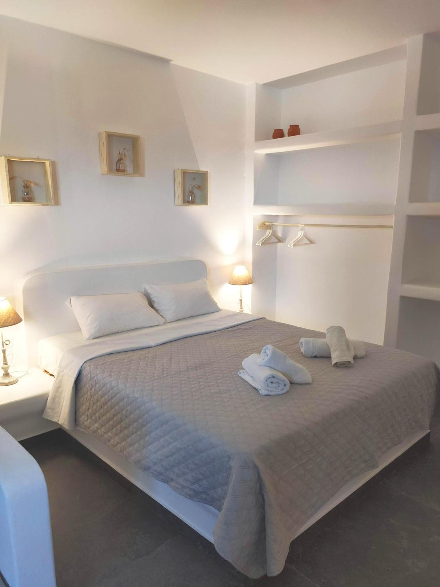 Avissalou Apartments Agios Romanos Eksteriør bilde